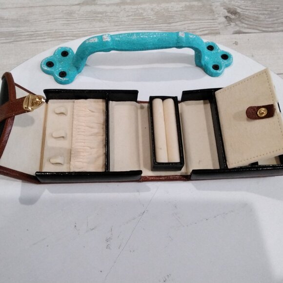 Jewelry travel box/case - Picture 6 of 6